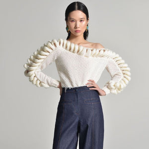 Shoulder Frame Sweater